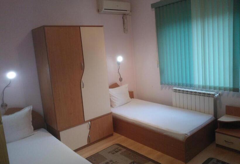 スタンダードルーム, Tsarevets