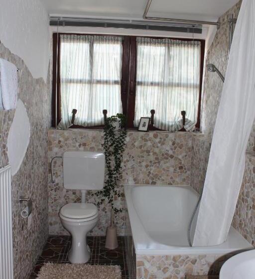 شقة غرفتين نوم مزودة بشُرفة, Bel Etage