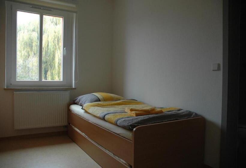 Номер Стандарт Индивидуальный, Sport Tourist Hostel Weißenfels
