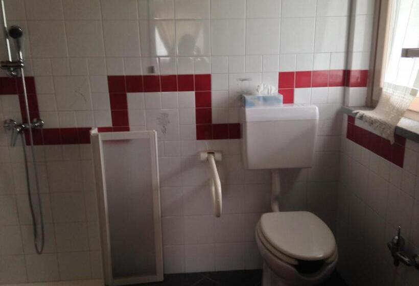 اتاق استاندارد با تخت بزرگ برای معلولان, B&b Ambrosia