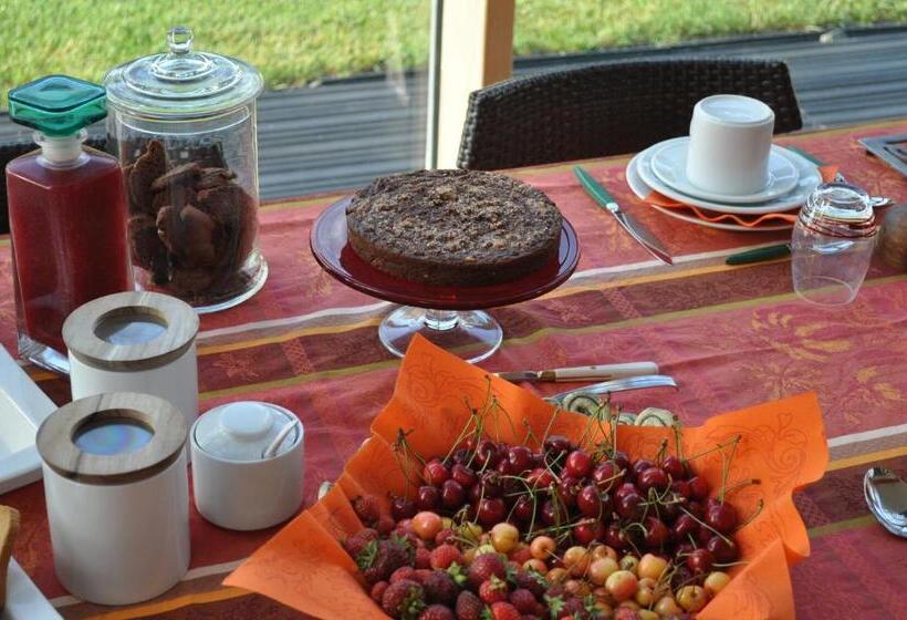 اتاق استاندارد با تخت بزرگ برای معلولان, B&b Ambrosia