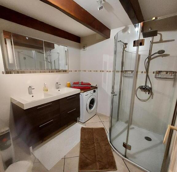 Номер Стандарт, La Grange De La Coste