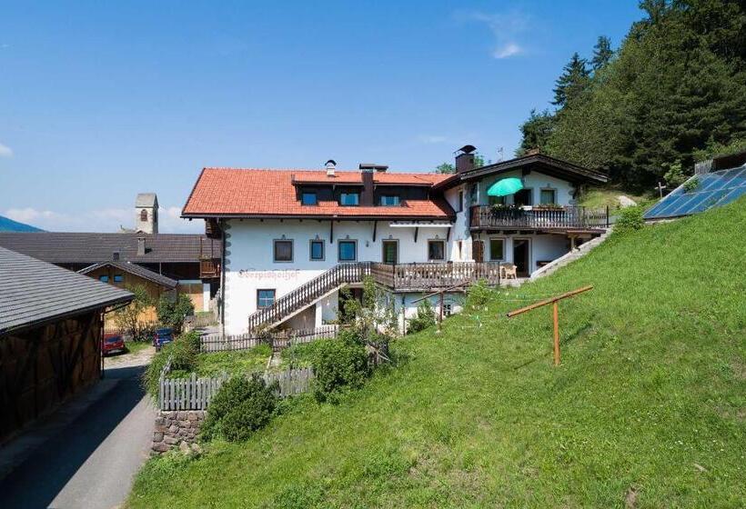 3ベッドルームアパートメント, Oberpiskoihof