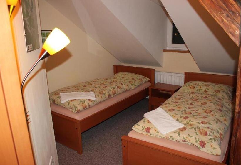 Четырехместный Номер Стандарт, Penzion Na Solné Stezce