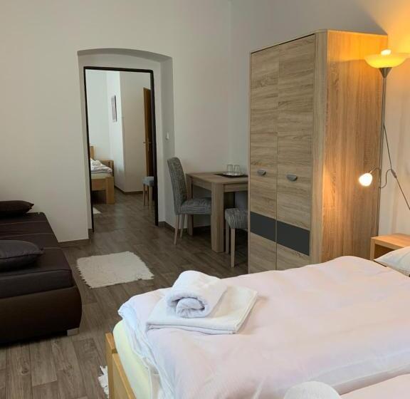 Семейный Номер, Penzion Na Solné Stezce