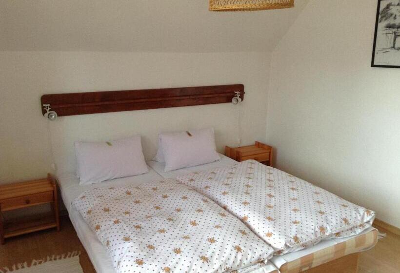 스탠다드 트리픔 룸 공동욕실, Vila Helena