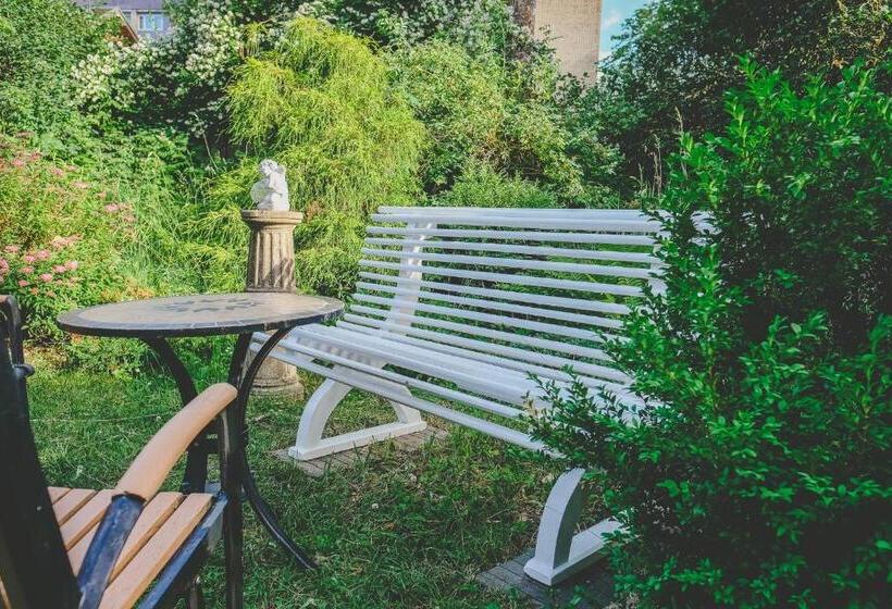 آپارتمان 1 خوابه با چشم‌انداز باغ, Villa Irbe