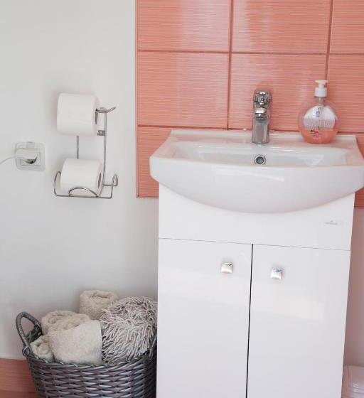 آپارتمان 1 خوابه با چشم‌انداز باغ, Villa Irbe