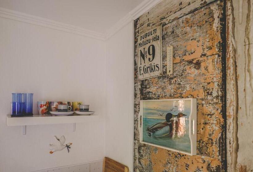 آپارتمان 1 خوابه, Villa Irbe