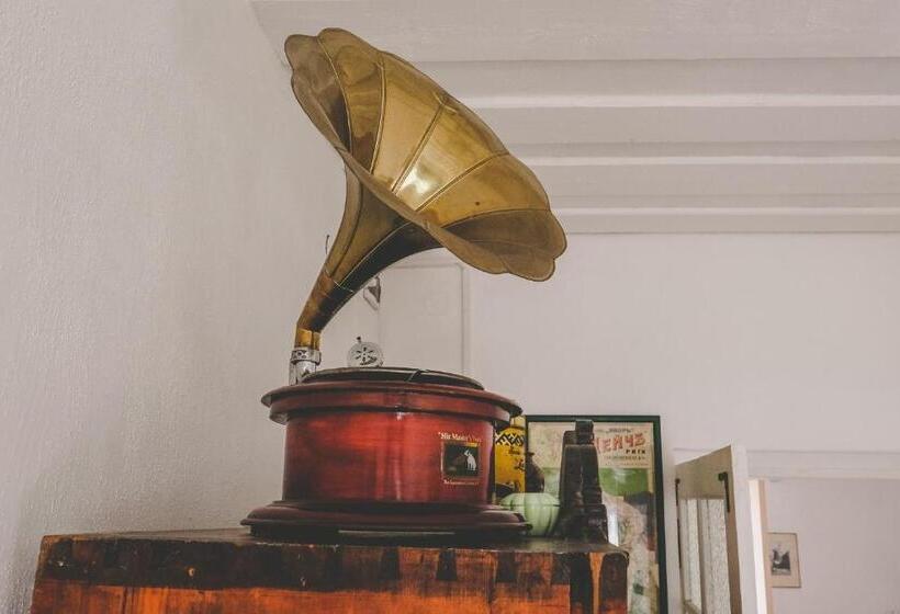 آپارتمان 1 خوابه, Villa Irbe