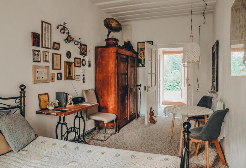 آپارتمان 1 خوابه, Villa Irbe