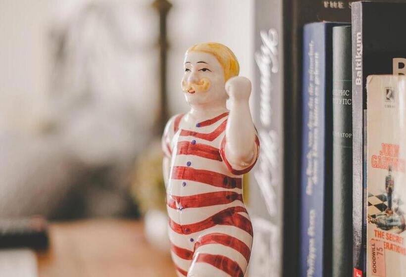 آپارتمان 1 خوابه, Villa Irbe