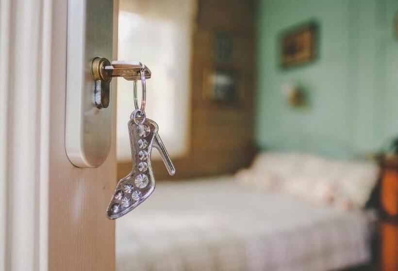 اتاق عادی, Villa Irbe