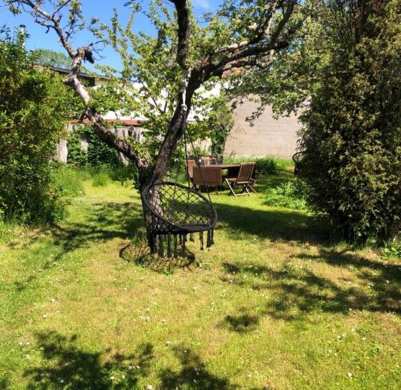 דירת 2 חדרי שינה עם נוף לגינה, Villa Verdi