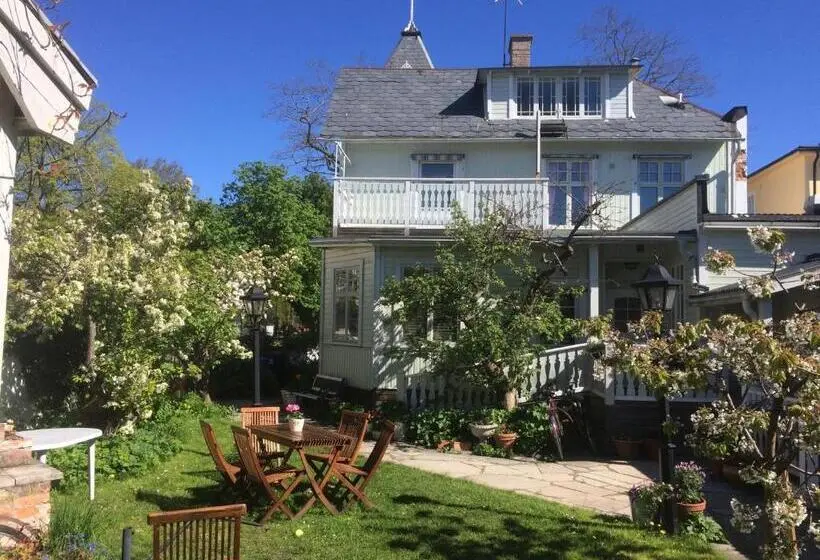 ２ベッドルーム家族用アパートメント, Villa Verdi