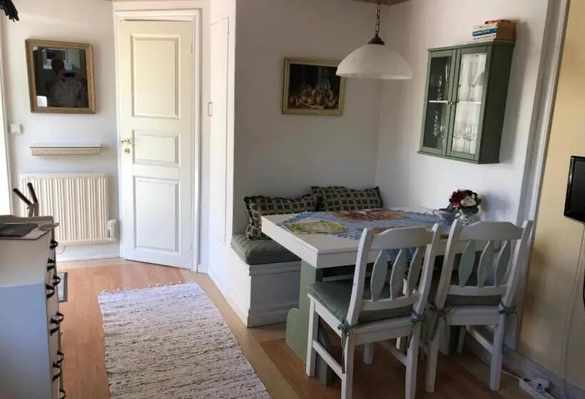 ２ベッドルーム家族用アパートメント, Villa Verdi