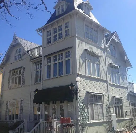 ３ベッドルームアパートメント, Villa Verdi