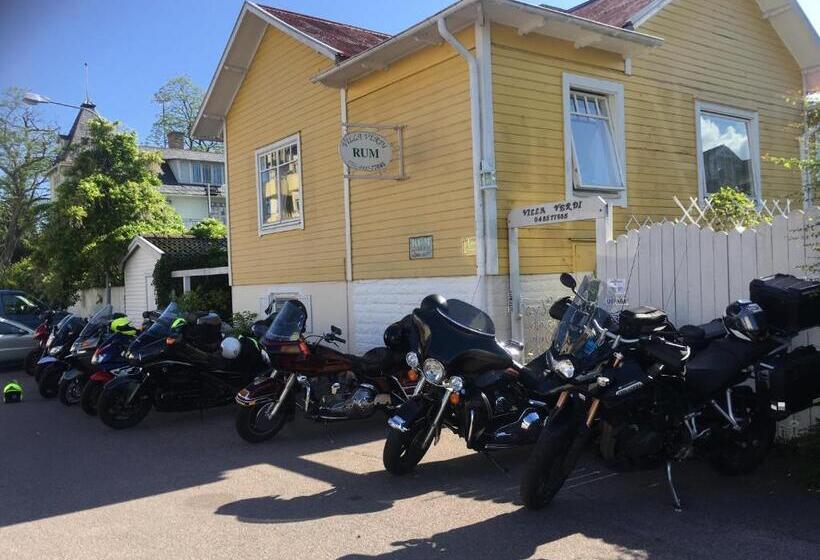 דירת 2 חדרי שינה עם נוף לגינה, Villa Verdi