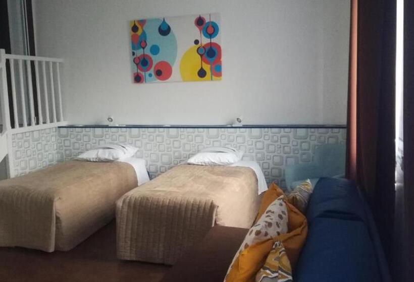 غرفة عائلية, Chambres D Hôtes Les Muriers