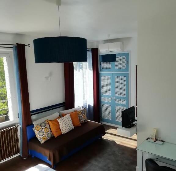 غرفة عائلية, Chambres D Hôtes Les Muriers