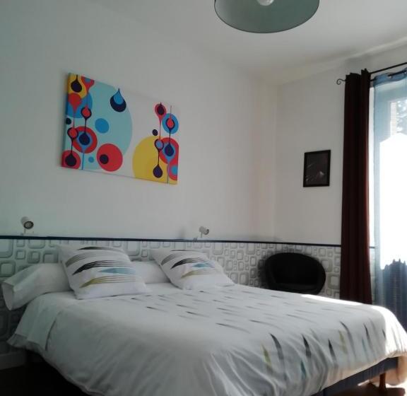 غرفة عائلية, Chambres D Hôtes Les Muriers