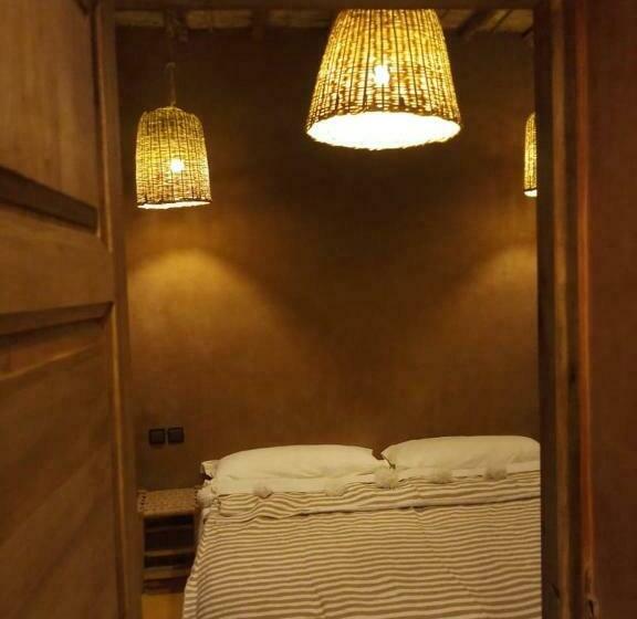 חדר סטנדרט, Dar Isselday