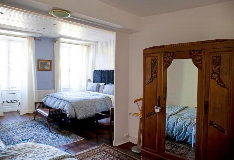 Четырехместный Номер Стандарт, Maison Bellachonne