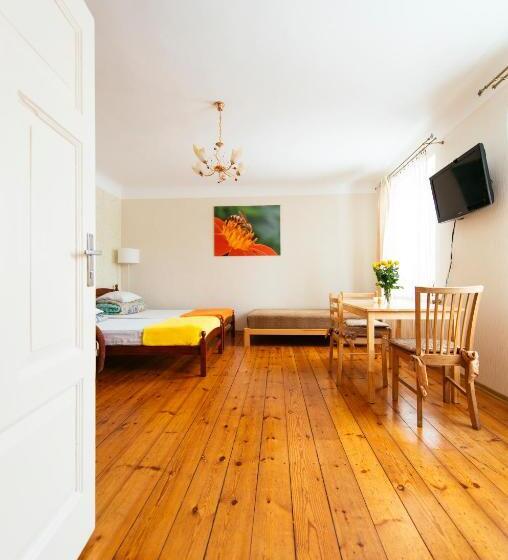 اتاق استاندارد چهار تخته, Medainie Apartamenti