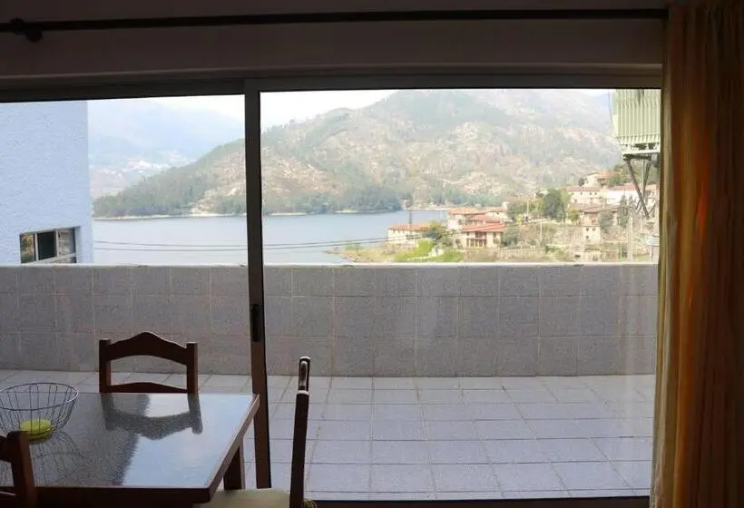 1 Bedroom Apartment Lake View, Verde Pinho