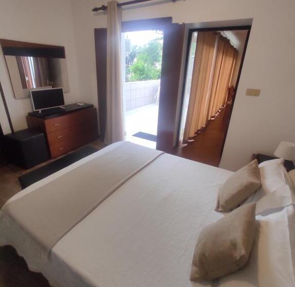 شقة بغرفة نوم واحدة, Verde Pinho