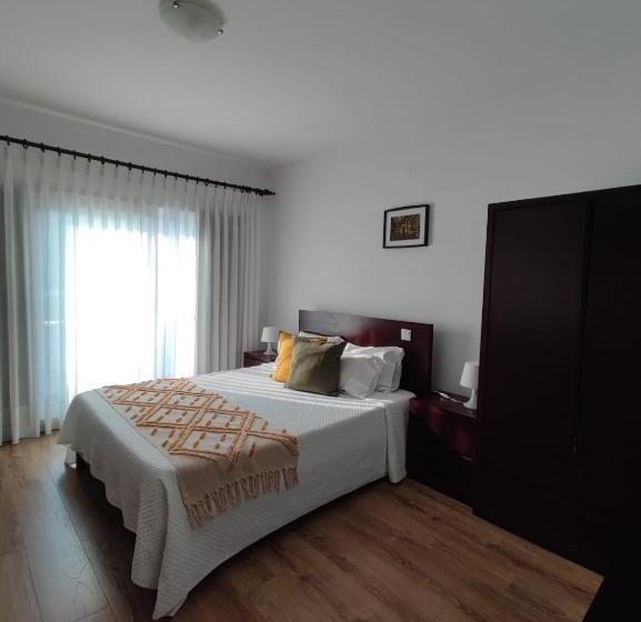 غرفة قياسية, Verde Pinho