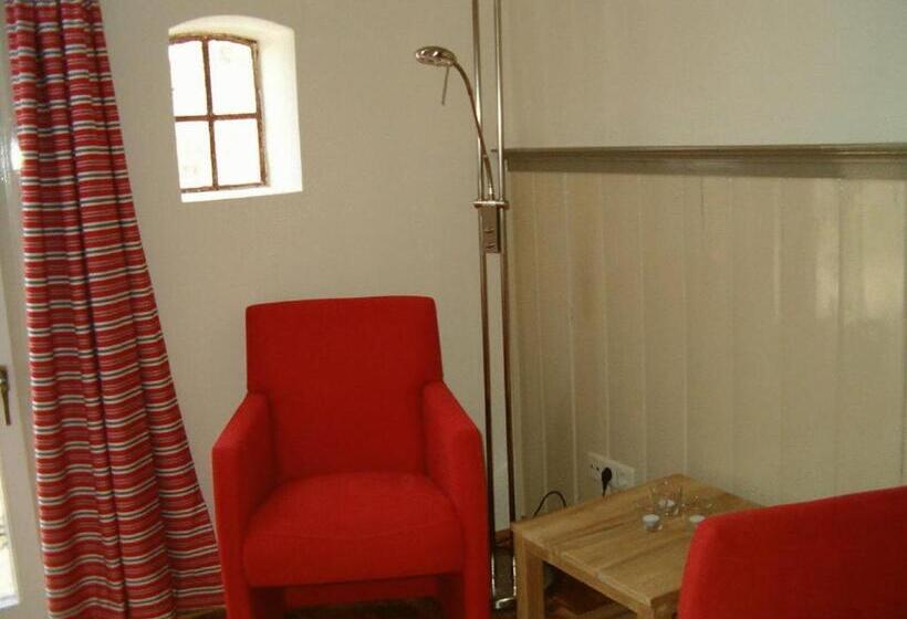 コンフォートルーム, Bed And Breakfast Annen