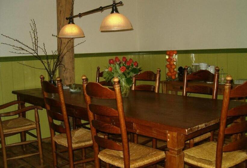 コンフォートルーム, Bed And Breakfast Annen