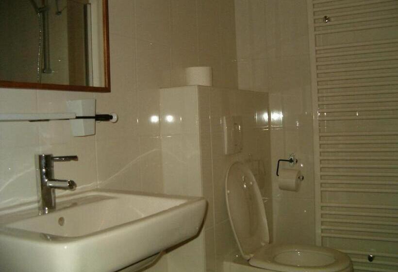 스탠다드 룸, Bed And Breakfast Annen