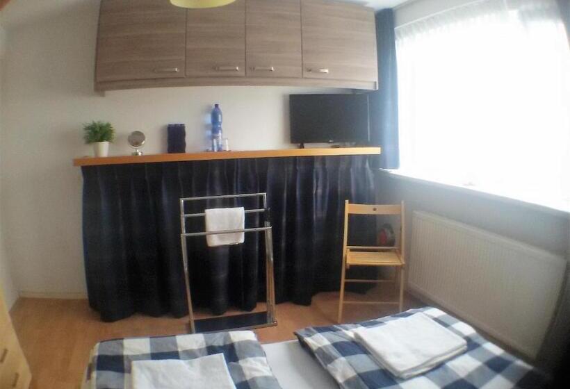 标准三人间共用浴室, Bed And Breakfast Den Bosch