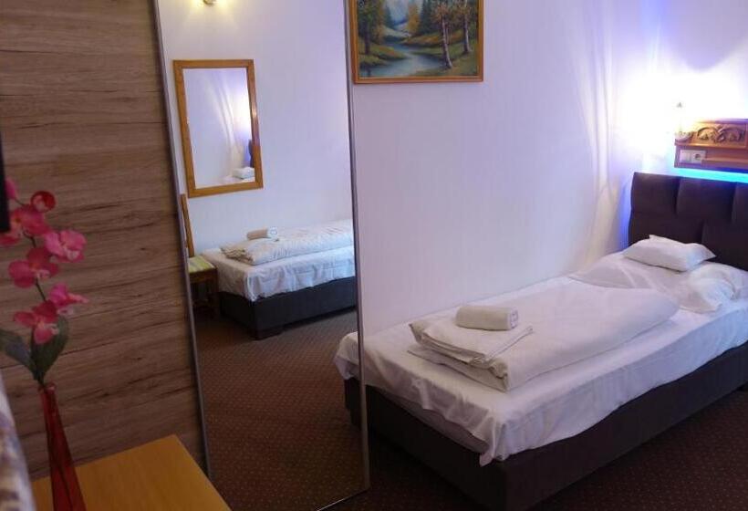 스탠다드 룸, Fészek Fogadó   Pension Nest