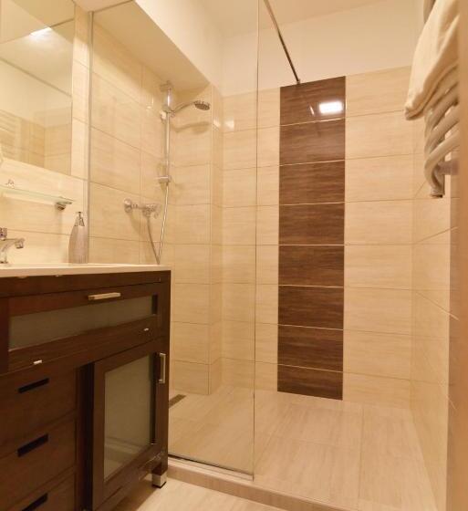 침실 1개 아파트, Fészek Fogadó   Pension Nest