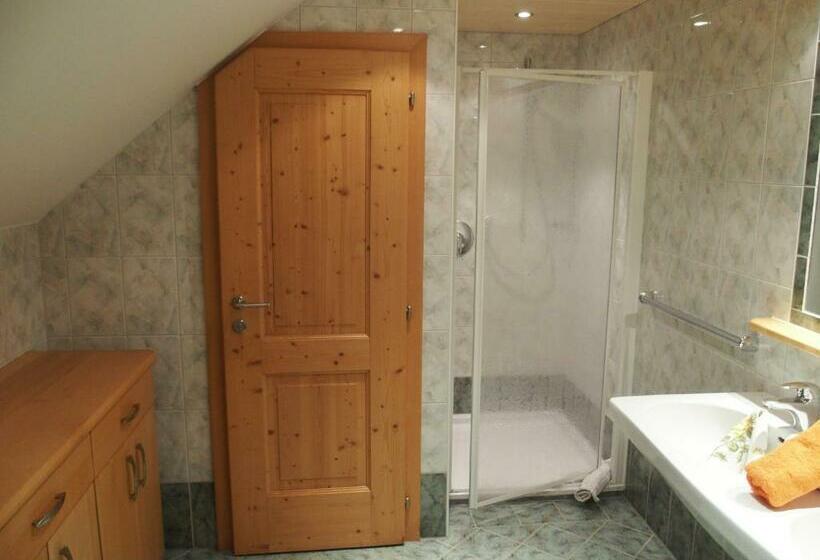 Апартаменты 1 Спальня с Балконом, Dorfergut