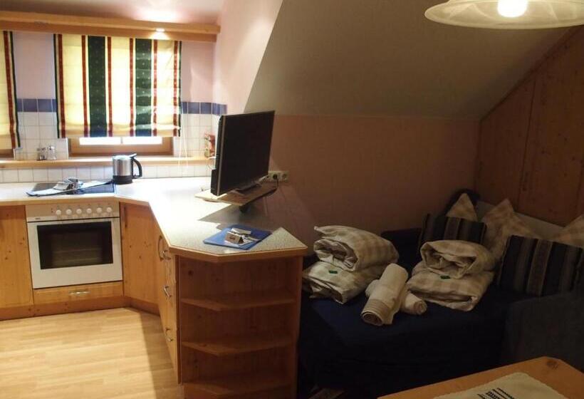 Апартаменты 1 Спальня с Балконом, Dorfergut