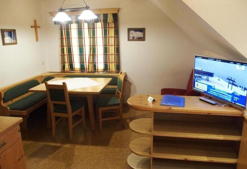 Апартаменты 2 Спальни, Dorfergut