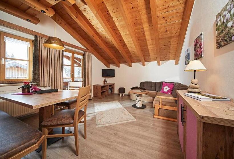 Апартаменты 1 Спальня с Балконом, Siplinger Suites   Ferienwohnungen   Sauna Und Fitness