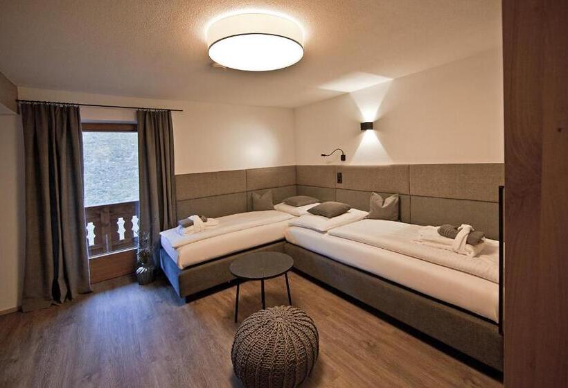 Apartamento Superior 1 Dormitório, Villa Michaela