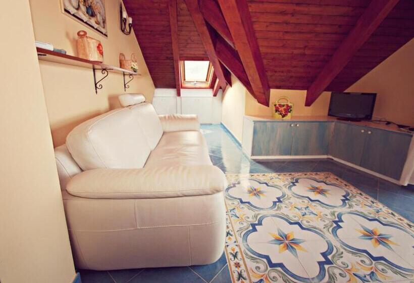 テラス付き１ベッドルームアパートメント, Villa Elaia