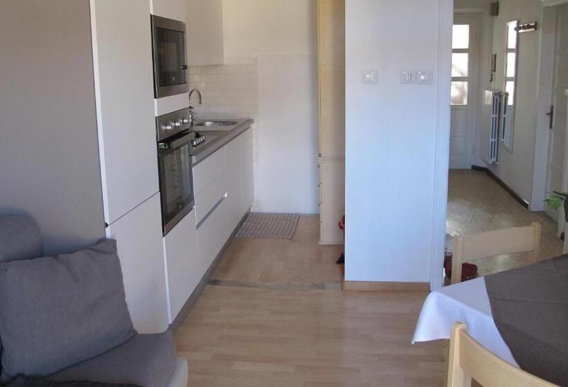 带3个卧室的公寓, Anesi Appartamenti