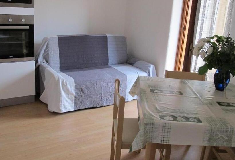 带2个卧室的公寓, Anesi Appartamenti