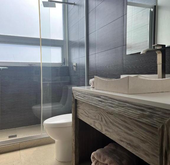 اتاق لوکس, Laviu B&b Luxe Suites