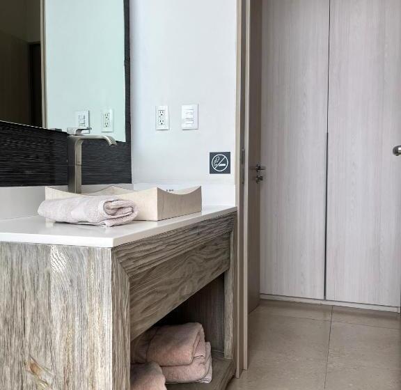 اتاق لوکس, Laviu B&b Luxe Suites