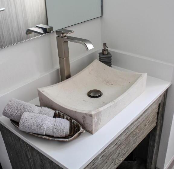 اتاق استاندارد, Laviu B&b Luxe Suites