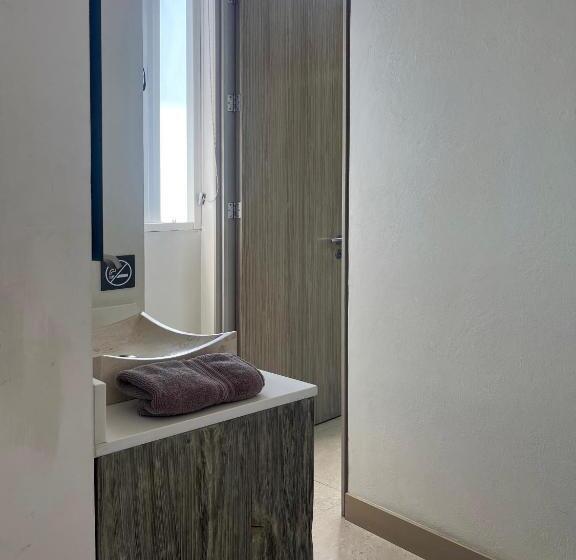 اتاق استاندارد, Laviu B&b Luxe Suites