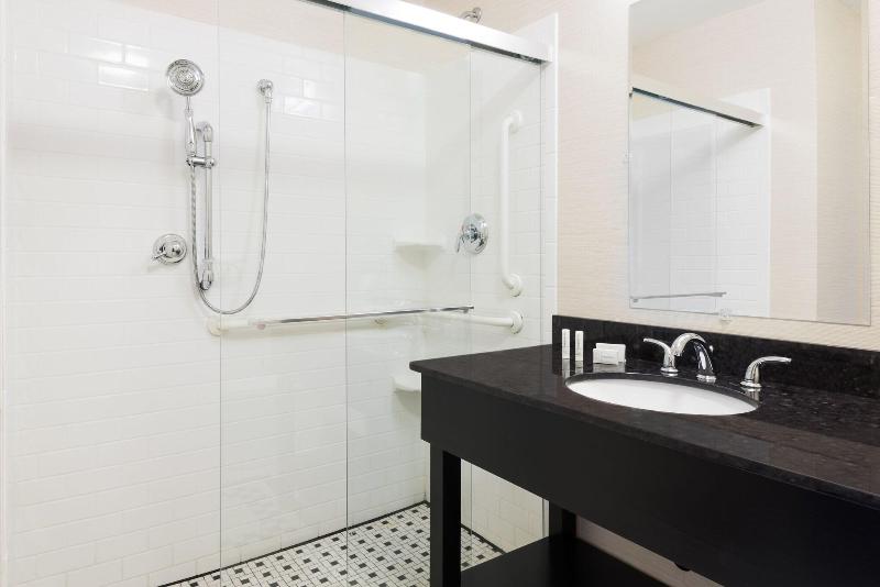 חדר סטנדרט עם מיטת קינג, Fairfield By Marriott Inn And Suites Augusta Fort Eisenhower Area